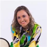 Vocal coach especializada en técnicas voz mixta y belting